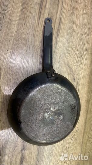 Профессиональная сковорода 22 см