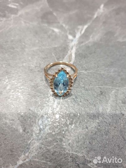 Кольцо с большим топазом