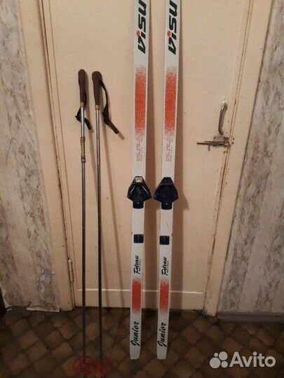 Беговые лыжи с палками