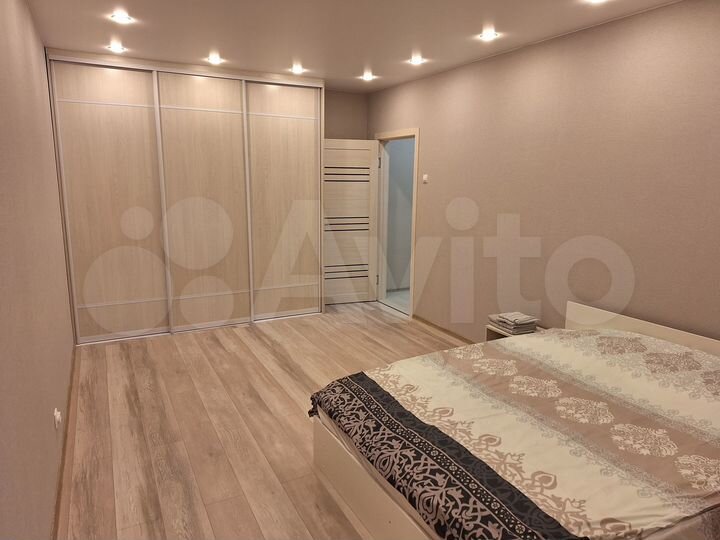 2-к. квартира, 58 м², 14/17 эт.