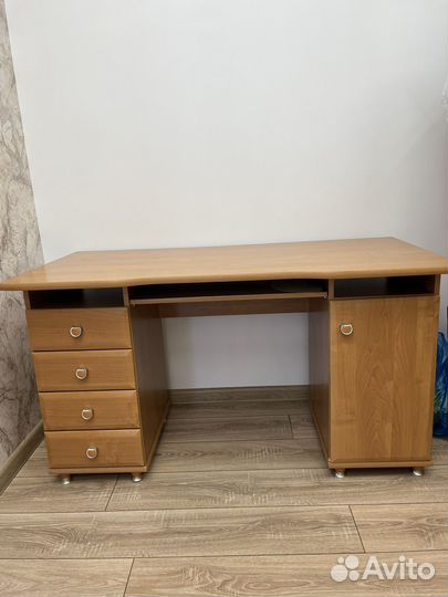 Компьютерный стол бу