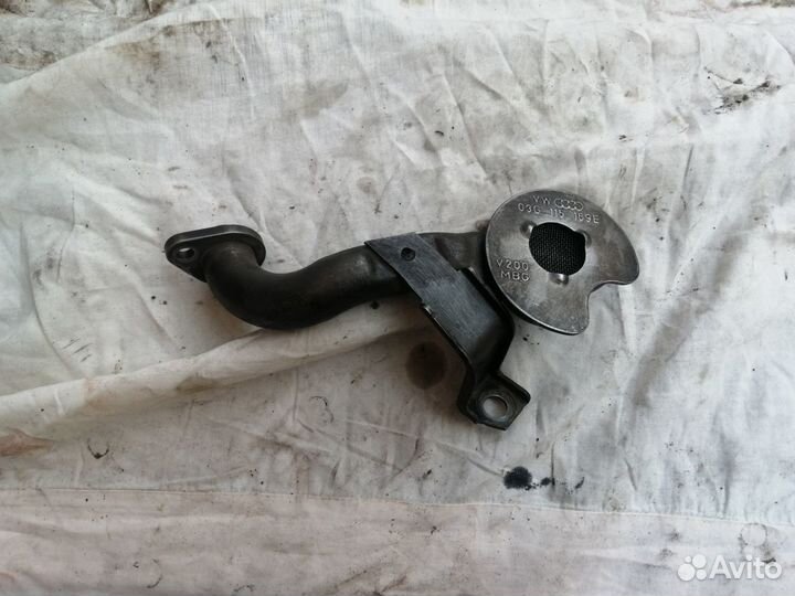 Маслоприемник 2.0TDI VW Passat B6 CC Golf Tiguan