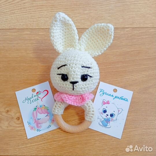 Зайка-погремушка