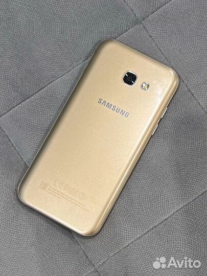 Samsung Galaxy A5 (2017) SM-A520F/DS, 3/32 ГБ