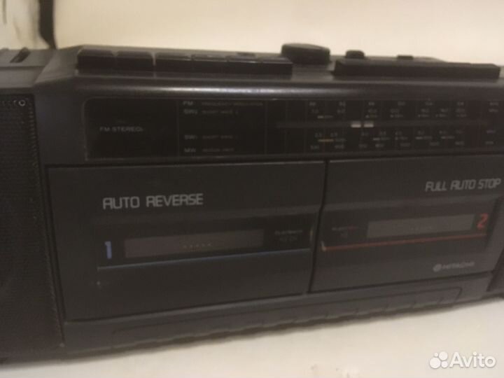 Двухкассетная магнитола Hitachi TRK-w360w