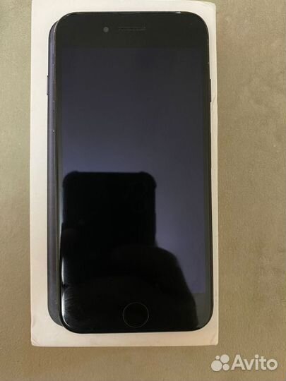 iPhone 7, 32 ГБ