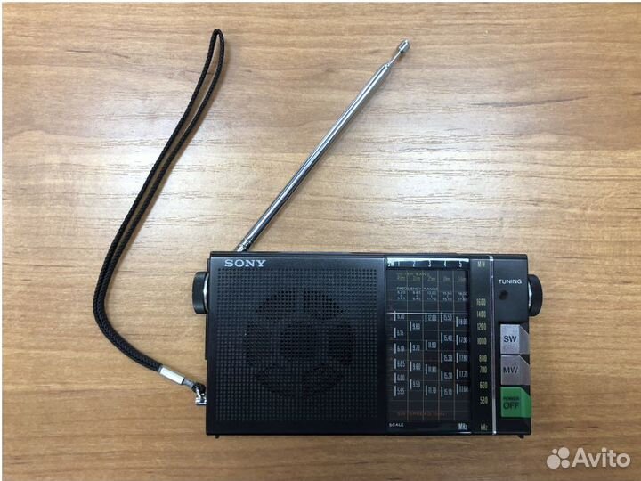 Продаю мини радиоприемник sony ISR-4800