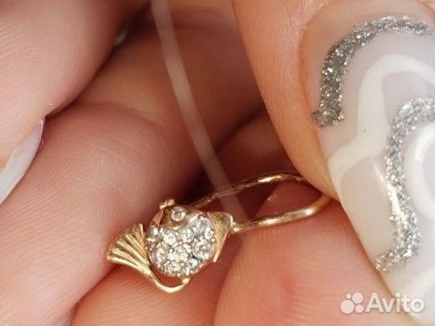 Золотые серьги