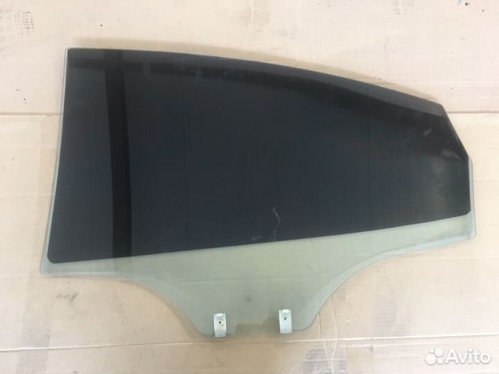Стекло заднее правое Hyundai Solaris 1 (5804)