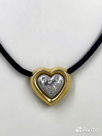 Золотая подвеска в виде сердца