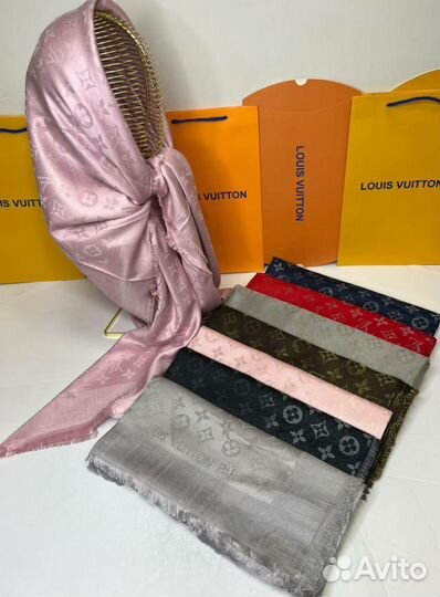 Платок Шаль Louis Vuitton 140/140