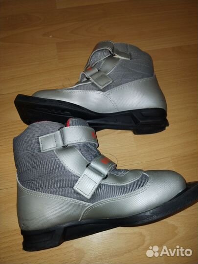 Лыжные ботинки детские 34