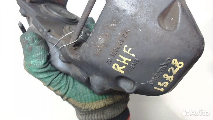 Суппорт Volkswagen Touareg, 2011