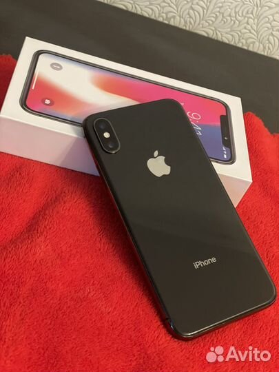 iPhone X, 64 ГБ
