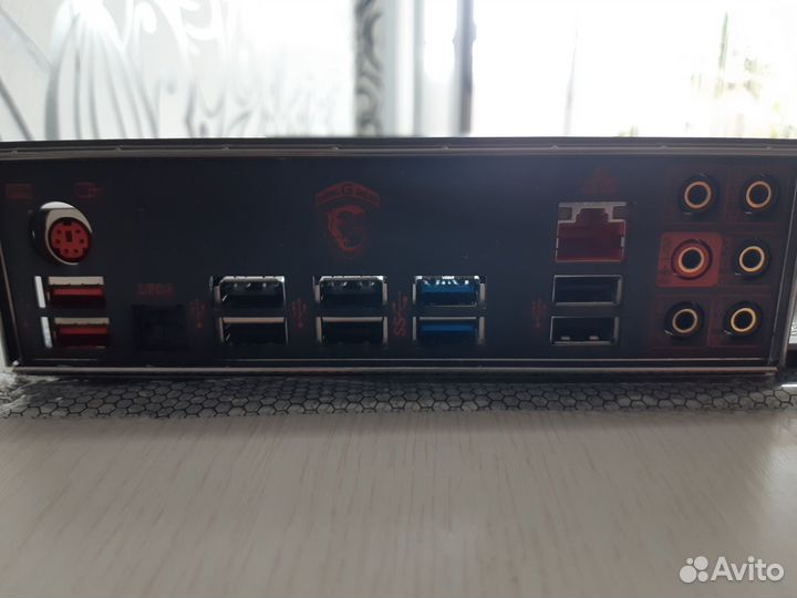 Материнская плата MSI 970 gaming