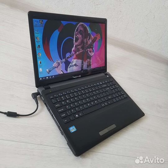 Ноут на i3/тянет игры/8gb