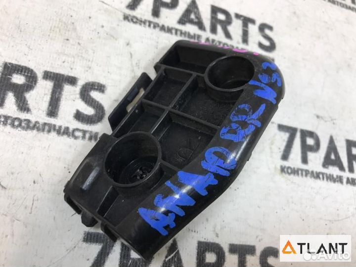 Крепление бампера задняя правая toyota mark X ZIO