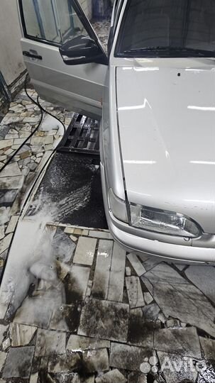 Автомобиль ваз 2114