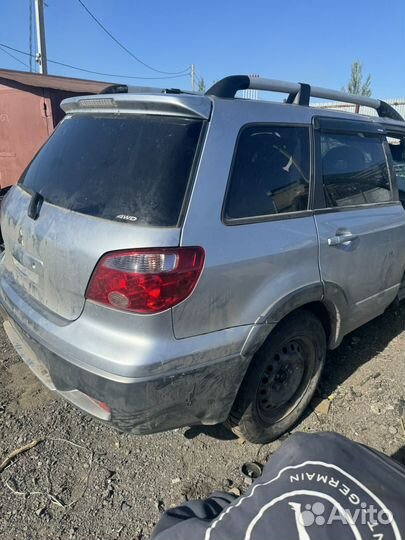 Запчасти на mitsubishi outlander 2005 год