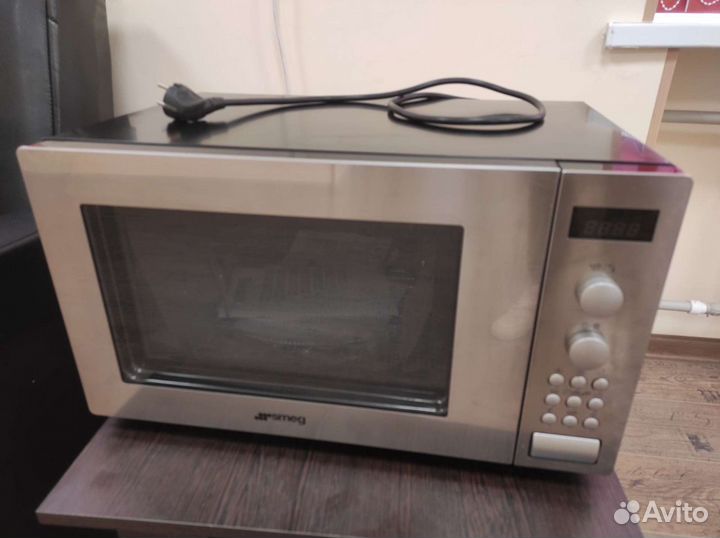 Микроволновая печь Smeg FME24X-1