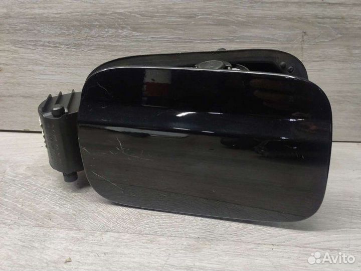 Лючок бензобака Mercedes C W204