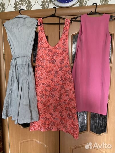 Платья и комбинезоны