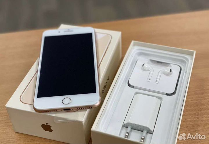 iPhone 8 Plus, 64 ГБ