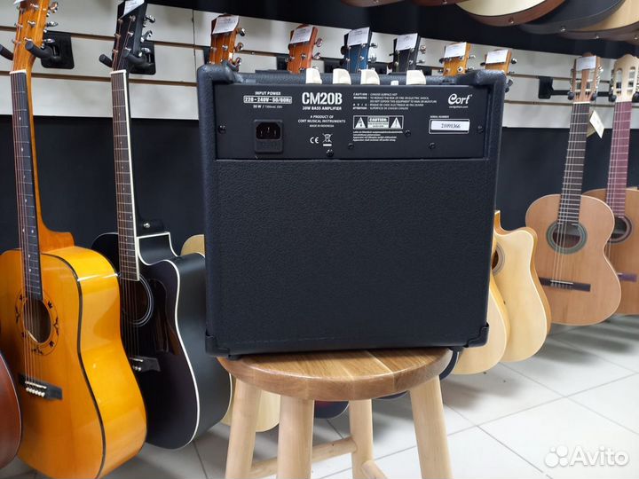 Комбоусилитель для Бас-гитары Cort CM20B Новый
