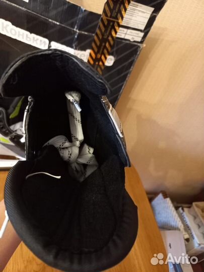 Хоккейные коньки Action 38 размер PW-216AE