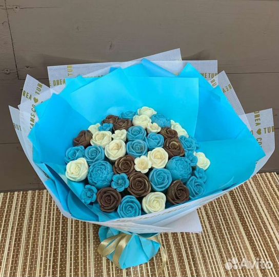 Шоколадные цветы,101 роза,букет учителю