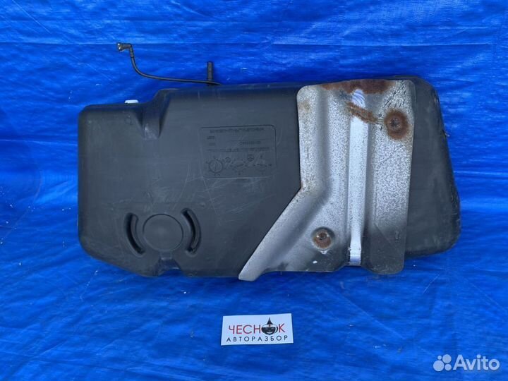 Бак топливный бензобак Caliber Jeep Patriot Compas