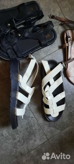 Сандалии новые пакетом 39 раз