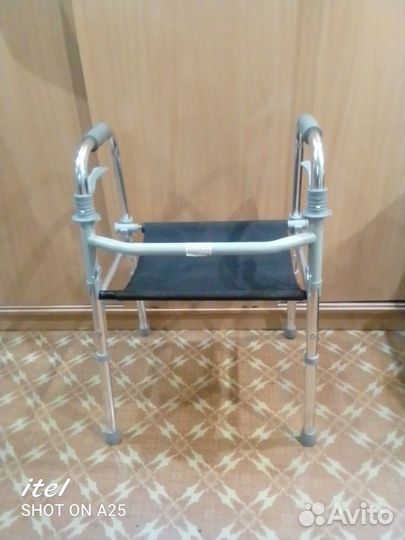 Продать инвалидную коляску