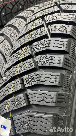 Michelin X-Ice North 4 SUV 215/65 R17 103T