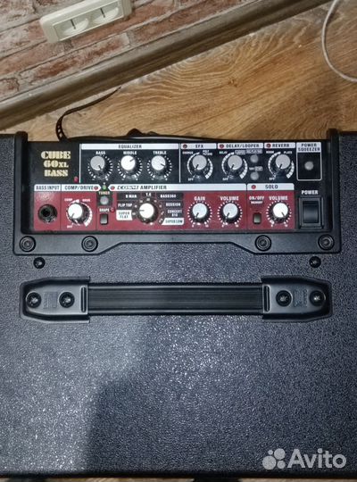 Басовый комбоусилитель Roland Cube 60 XL bass