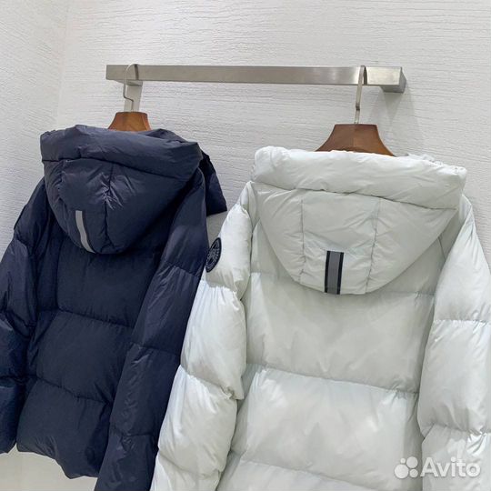 Пуховик Canada Goose