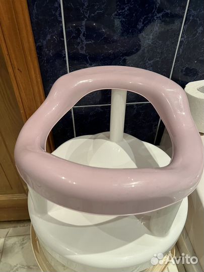 Стульчик для купания в ванной
