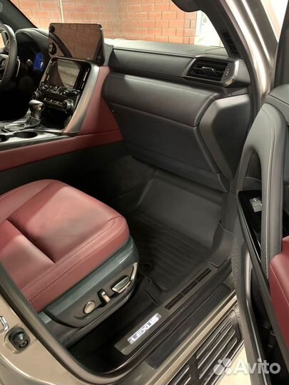 Коврики резиновые 3D LUX для Lexus LX (2021)