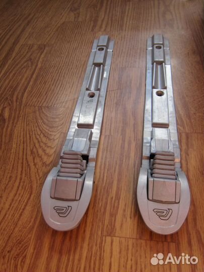 Крепления лыжные SNS