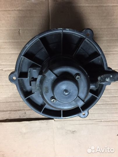 Kia Spectra моторчик отопителя