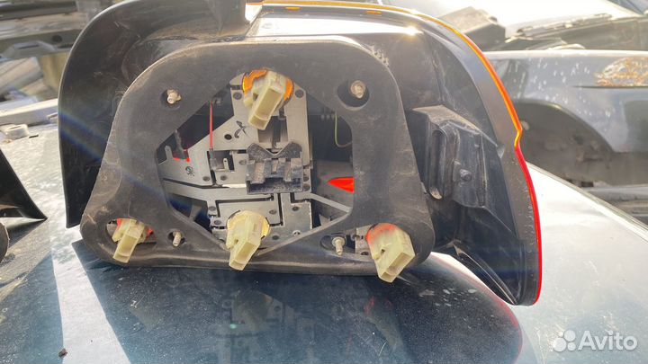 Задние фанари е 39