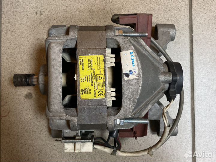 Двигататель стиральной машины indesit/Ariston