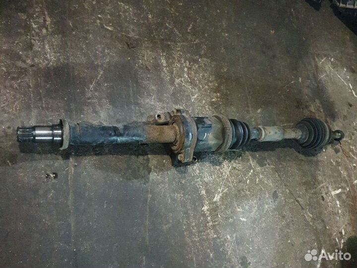 Привод в сборе правый тойота авенсис т250 2.0 АКПП