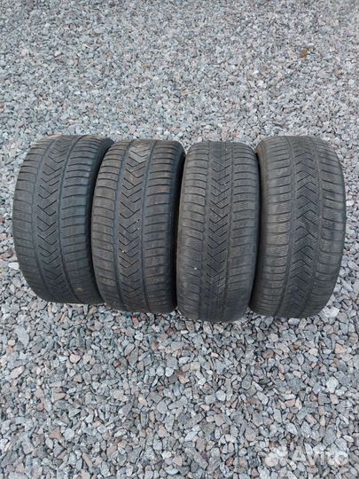 Pirelli Sottozero Winter 240 245/40 R19 и 275/35 R19 100M