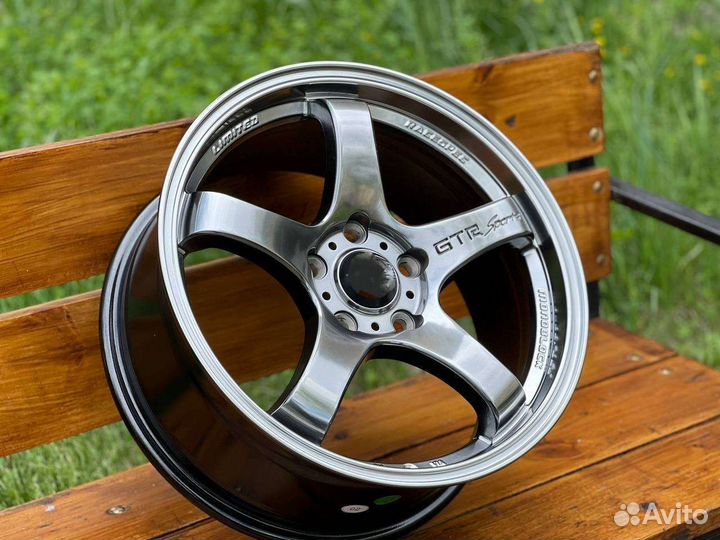 Rays te37 Advan R15 R16 R17