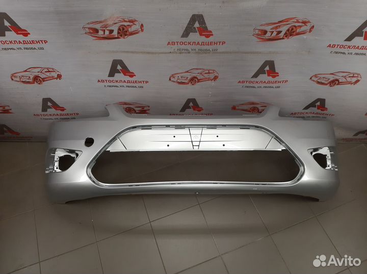 Бампер передний Ford Focus 2 2008-2011 серебристый