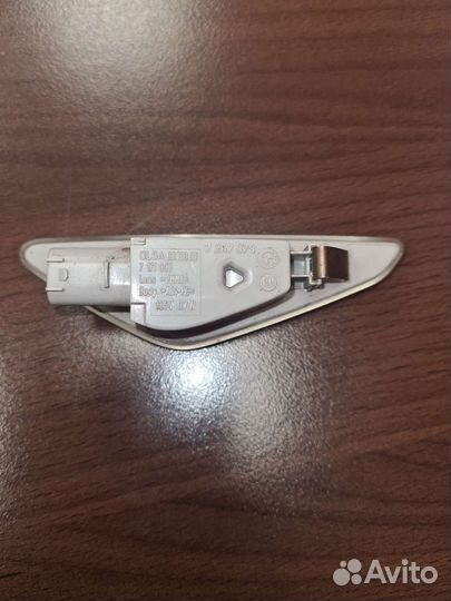 Правый повторитель поворота в крыло BMW X3, X5, X6