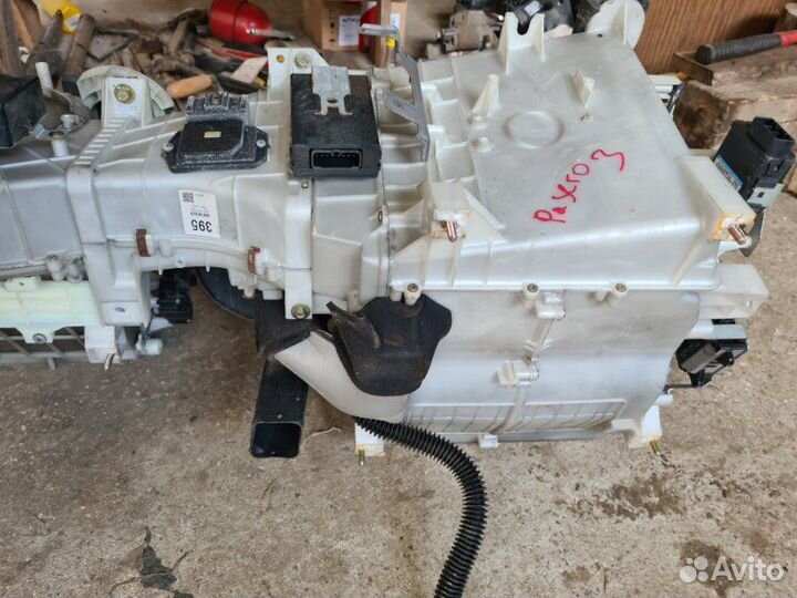 Корпус печки Mitsubishi Pajero 3 3.5 2001