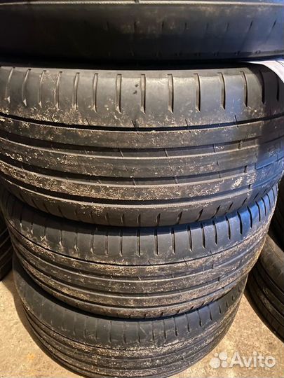 Nokian Tyres Hakka Black 2 SUV 275/50 R21