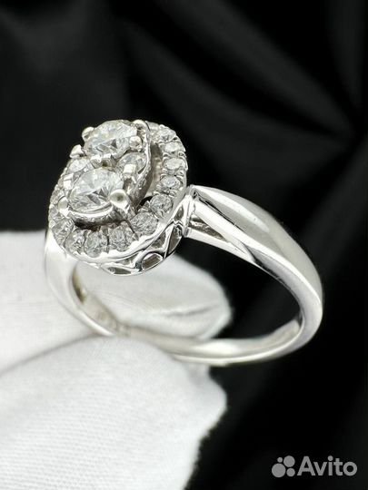 Золотое кольцо с бриллиантами 750 / 4.38 гр